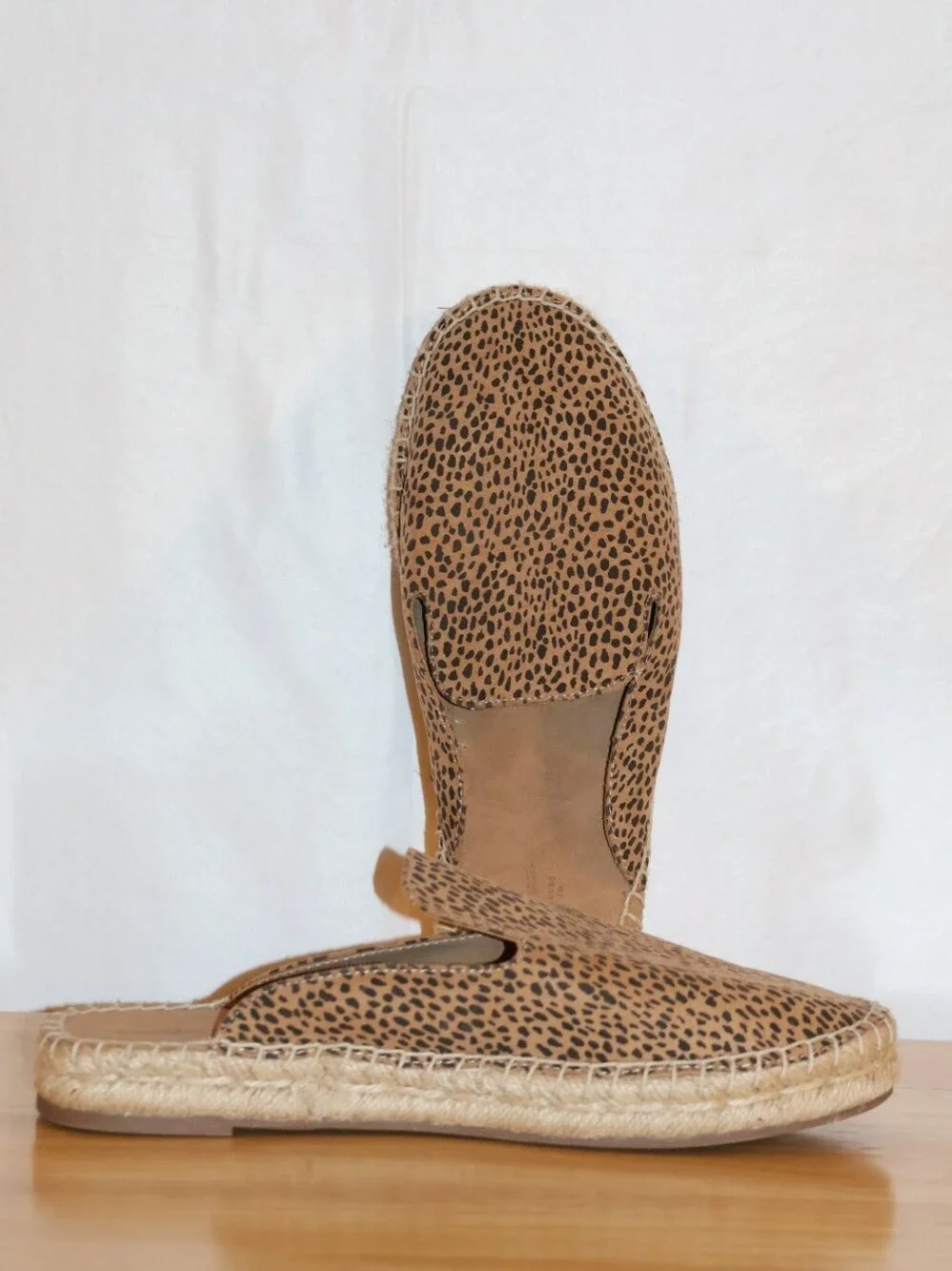 Universal Thread Clara Leopard Print Espadrille Mules.